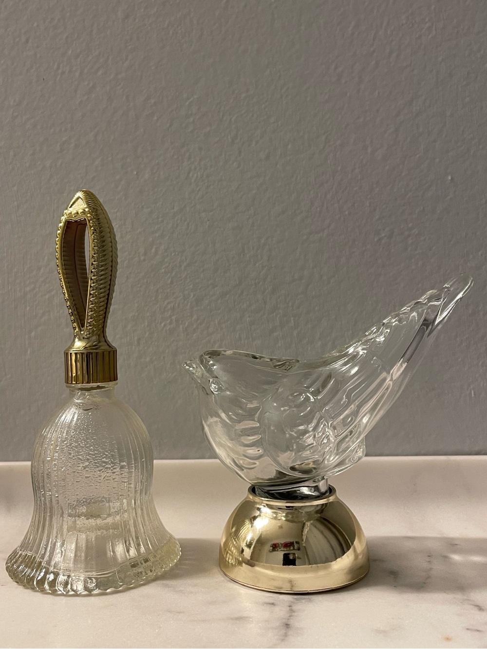 ⭐️VINTAGE!⭐️1970’s Avon Bird & Bell Perfume Bottles! ⭐️